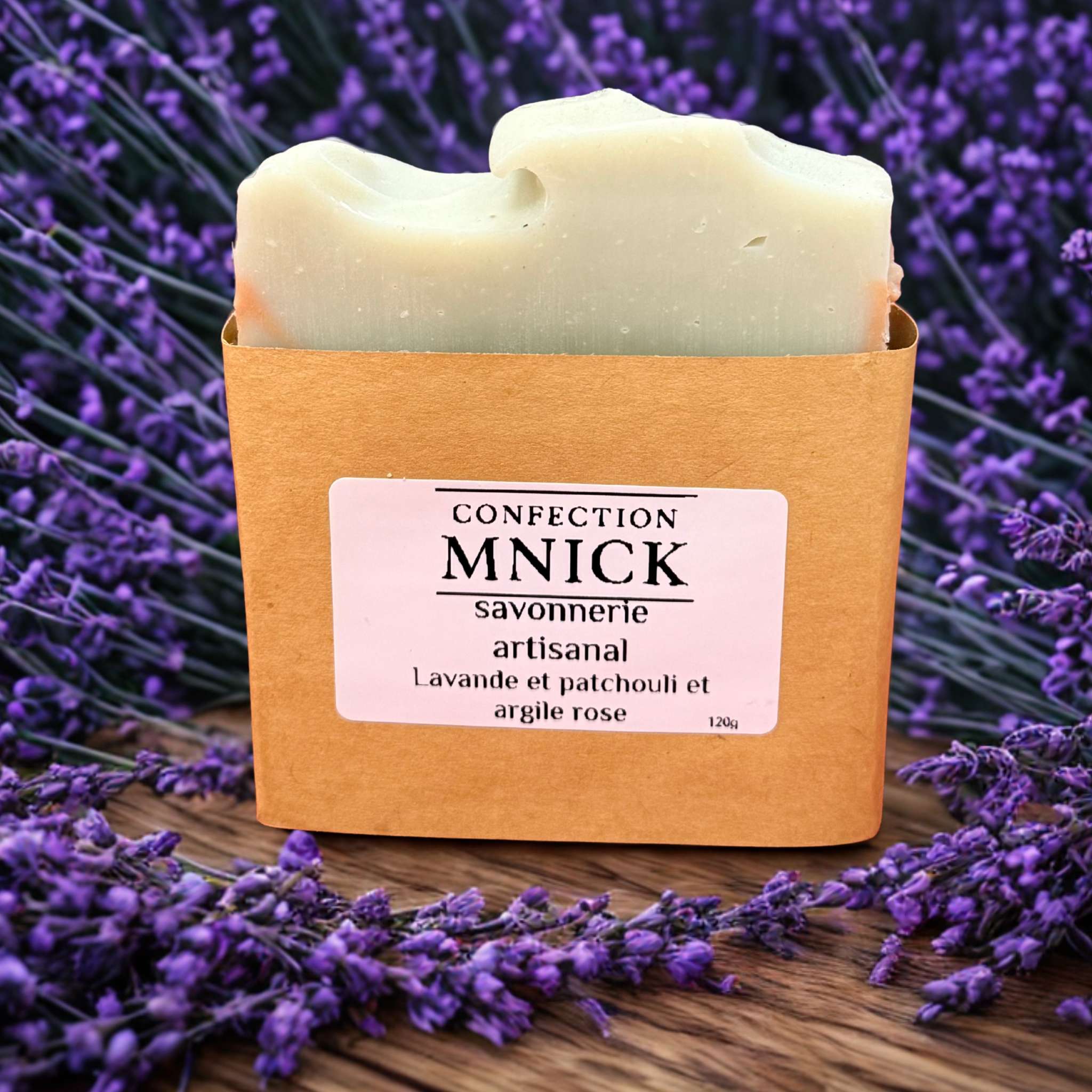 Savon lavande et patchouli et argile verte et beurre de karité 120g